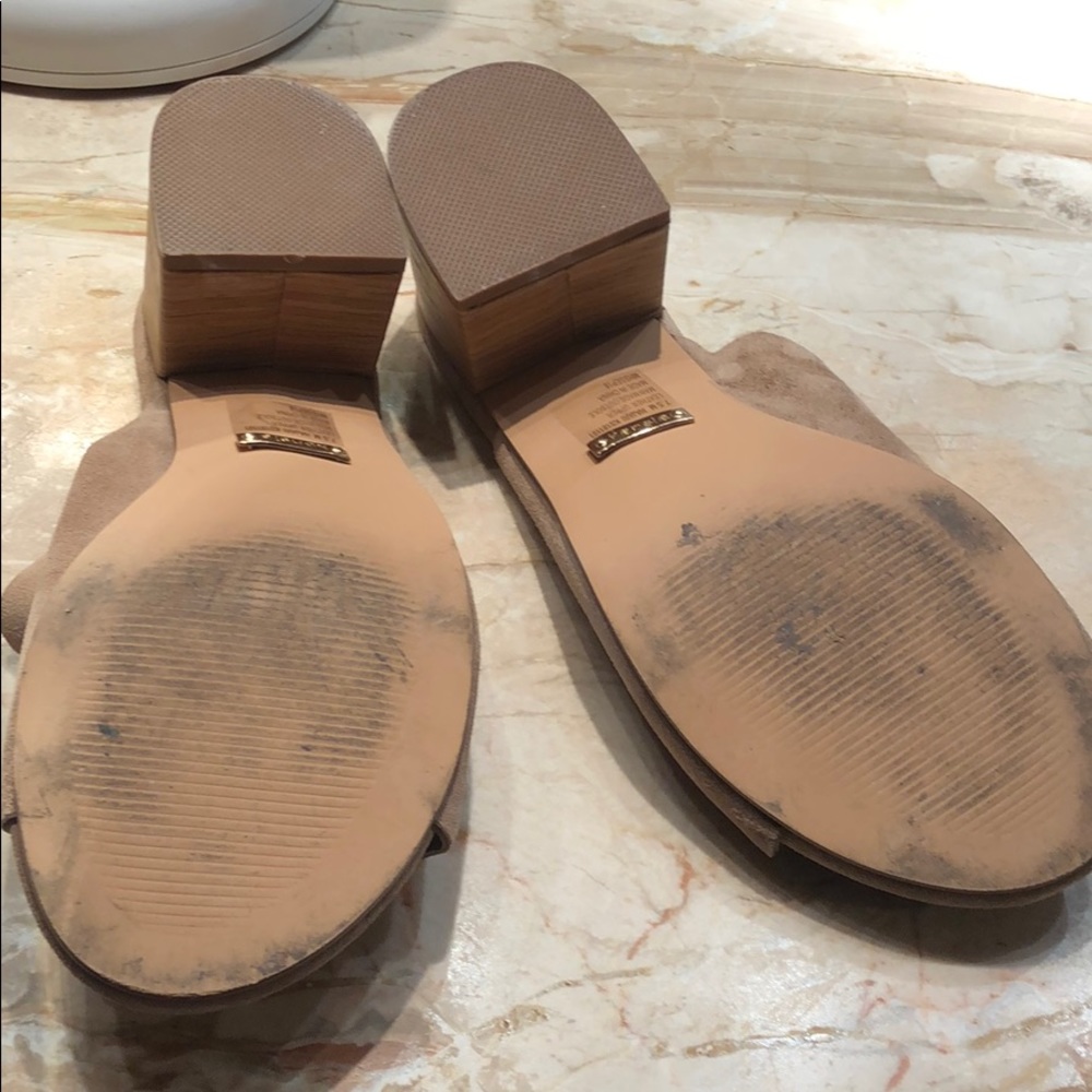 Sandals - Picture 2 of 3